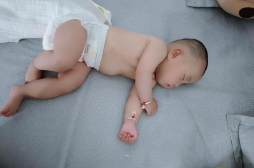 玉林6个月宝宝的辅食